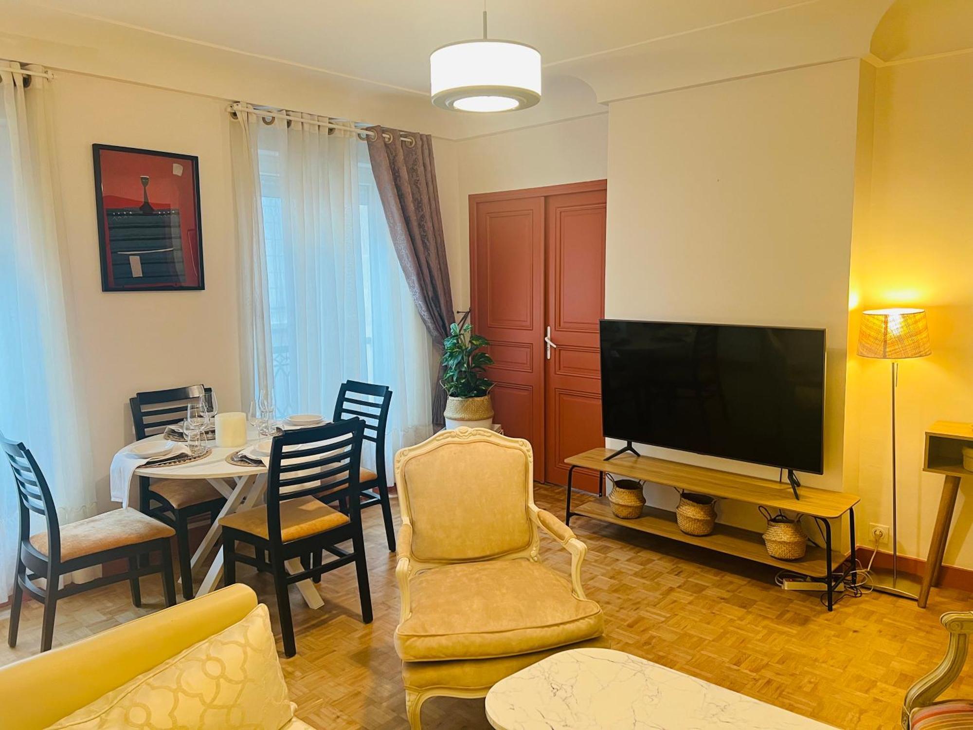 Appartement Colisee *